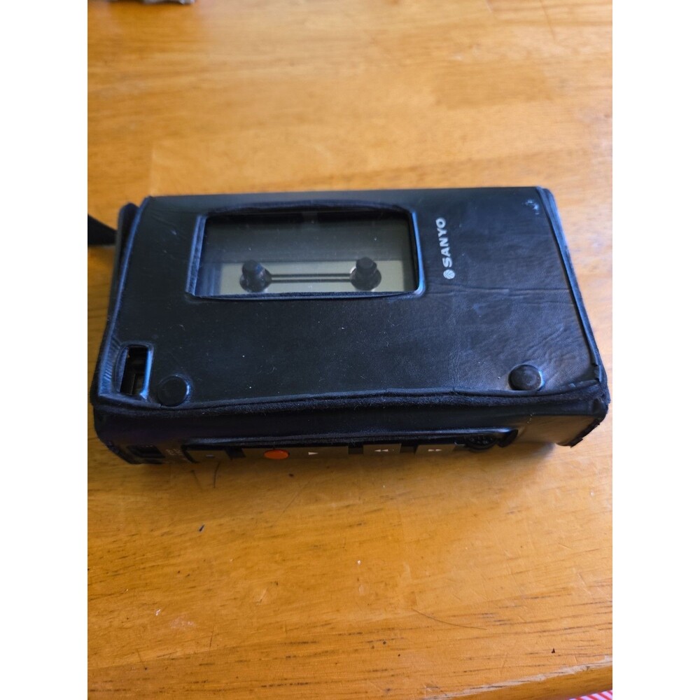 Vintage SANYO  TRC 2300 Cassette Player/Recorder with Case- WORKING